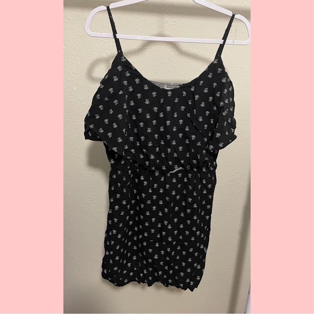 Black Old Navy Dress with Roses 🌹